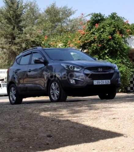 Hyundai Tucson 2009, 280,000 km - 2.0 l - Salyan