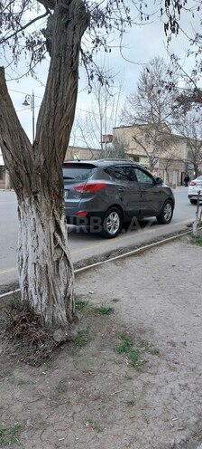 Hyundai Tucson 2009, 280,000 km - 2.0 l - Salyan