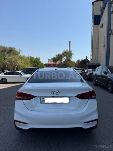 Hyundai Accent 2021, 85,000 km - 1.6 л - Bakı