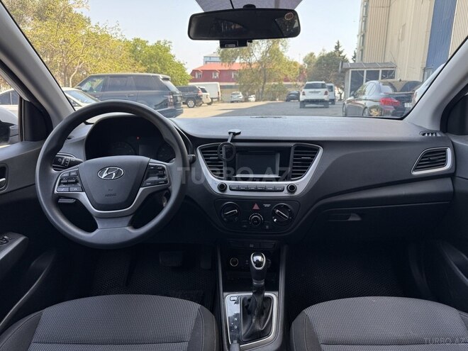 Hyundai Accent 2021, 85,000 km - 1.6 л - Bakı