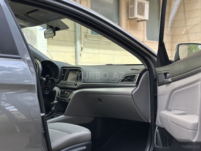Hyundai Elantra 2016, 65,500 km - 2.0 l - Bakı