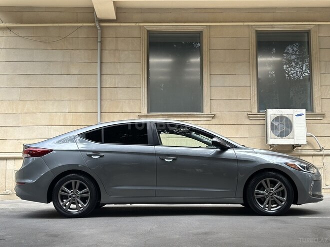 Hyundai Elantra 2016, 65,500 km - 2.0 l - Bakı