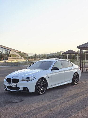 BMW 528 2015, 224,000 km - 2.0 l - Gəncə