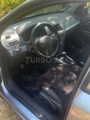 Opel Astra 2006, 246,000 km - 1.4 l - Qusar