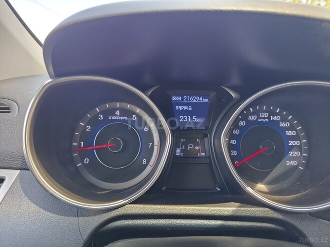 Hyundai Avante 2013, 216,000 km - 1.6 l - Göyçay
