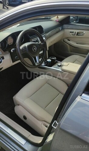 Mercedes E 250 2013, 177,000 km - 2.1 л - Bakı