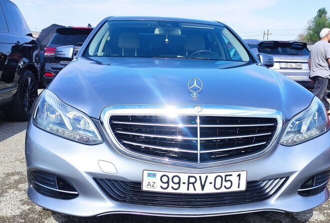 Mercedes E 250 2013, 177,000 km - 2.1 л - Bakı