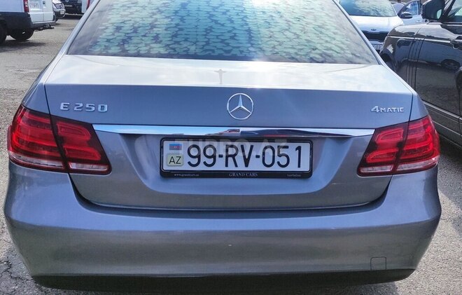 Mercedes E 250 2013, 177,000 km - 2.1 л - Bakı