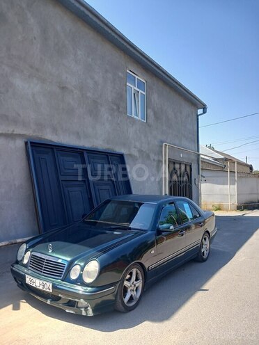 Mercedes E 230 1995, 460,000 km - 2.3 l - İsmayıllı