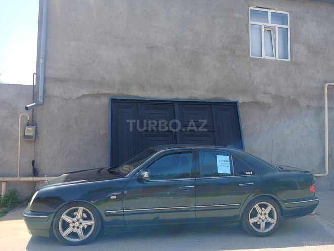 Mercedes E 230 1995, 460,000 km - 2.3 l - İsmayıllı