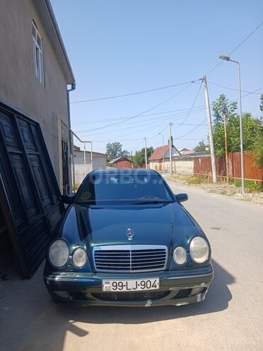 Mercedes E 230 1995, 460,000 km - 2.3 l - İsmayıllı