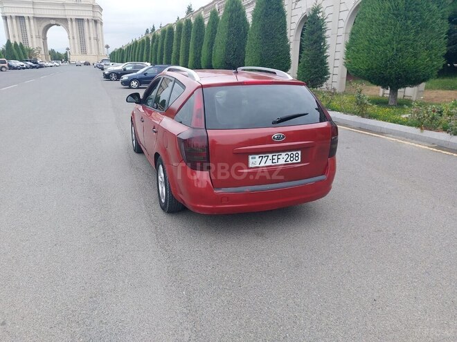 Kia  2008, 251,000 km - 1.6 l - Gəncə