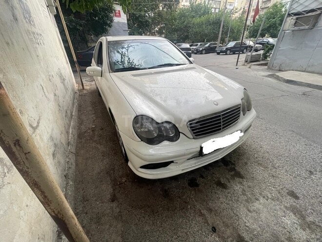 Mercedes C 240 2001, 342,760 km - 2.6 л - Bakı