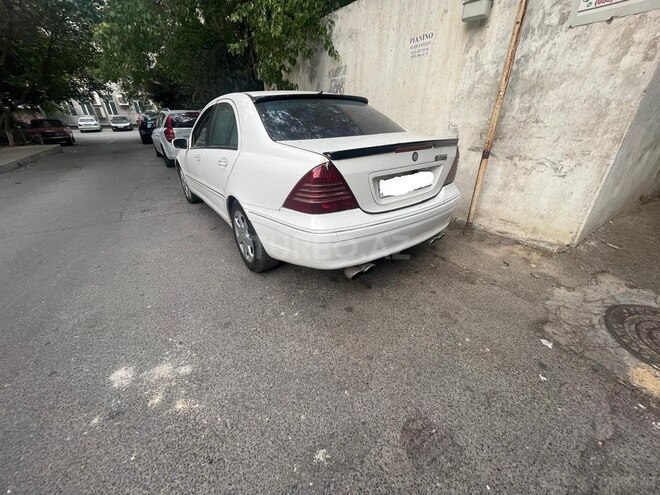 Mercedes C 240 2001, 342,760 km - 2.6 л - Bakı