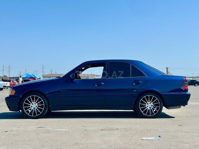 Mercedes C 220 2000, 700,000 km - 2.2 l - Bakı
