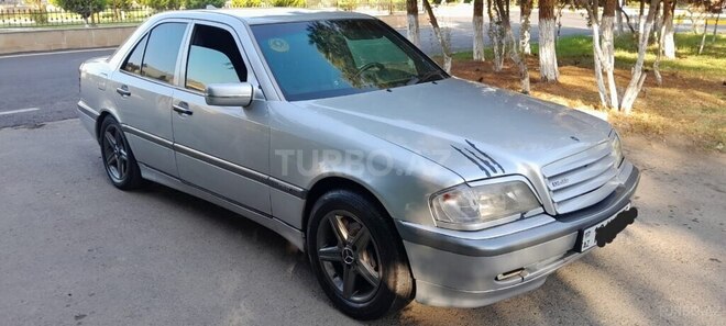 Mercedes C 180 1996, 324,257 km - 1.8 л - Beyləqan