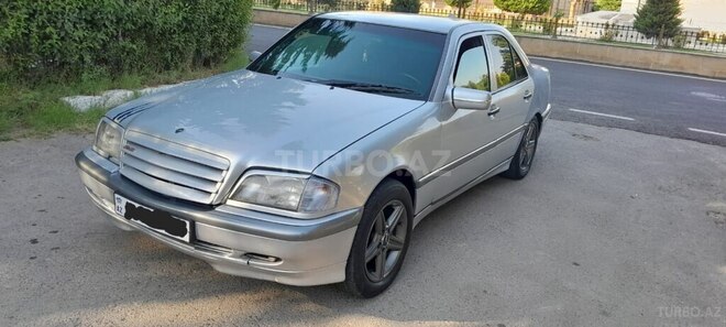 Mercedes C 180 1996, 324,257 km - 1.8 л - Beyləqan