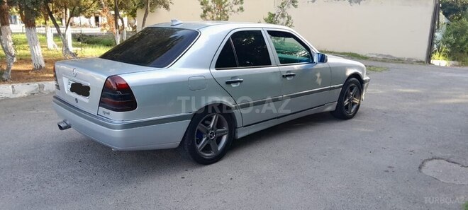 Mercedes C 180 1996, 324,257 km - 1.8 л - Beyləqan