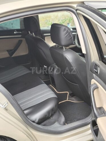 Volkswagen Jetta 2006, 278,000 km - 1.6 l - Masallı