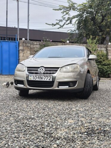 Volkswagen Jetta 2006, 278,000 km - 1.6 l - Masallı