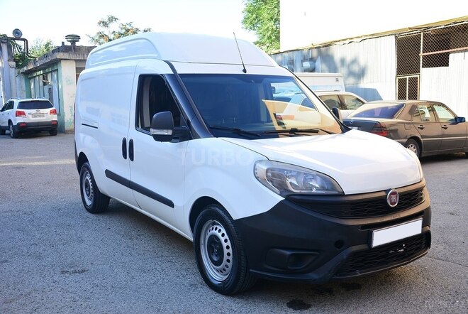 Fiat Doblo 2016, 110,000 km - 1.4 l - Bakı