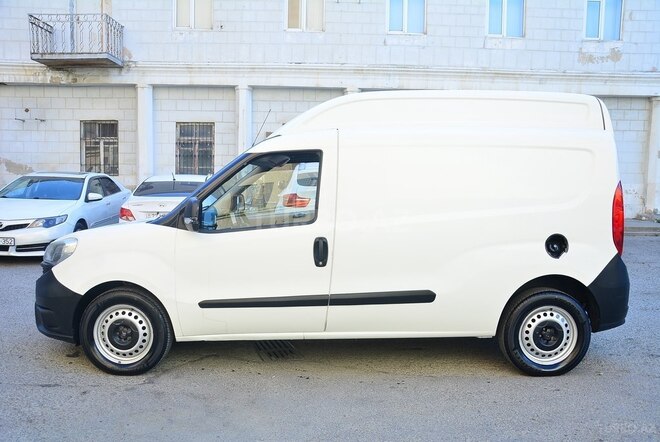 Fiat Doblo 2016, 110,000 km - 1.4 l - Bakı