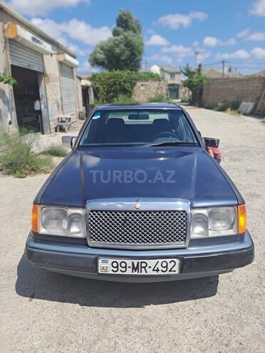 Mercedes E 200 1993, 386,000 km - 2.0 l - Bakı