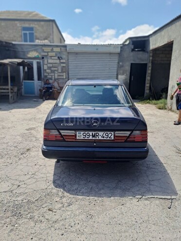 Mercedes E 200 1993, 386,000 km - 2.0 l - Bakı