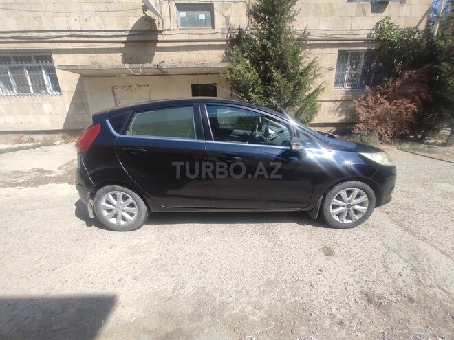 Ford Fiesta 2009, 129,000 km - 1.6 l - Bakı