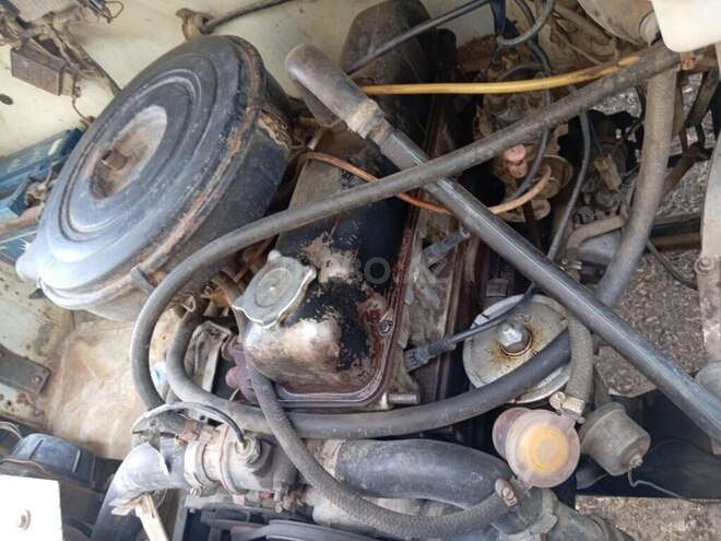 GAZ  2000, 350,000 km - 2.4 l - Masallı