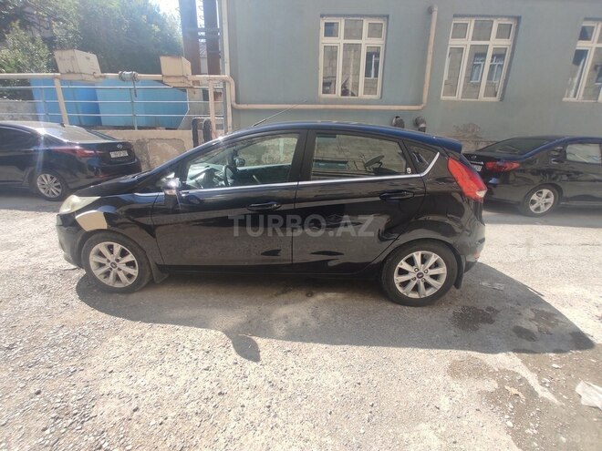 Ford Fiesta 2009, 129,000 km - 1.6 l - Bakı