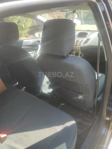 Ford Fiesta 2009, 129,000 km - 1.6 l - Bakı