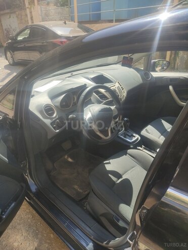 Ford Fiesta 2009, 129,000 km - 1.6 l - Bakı