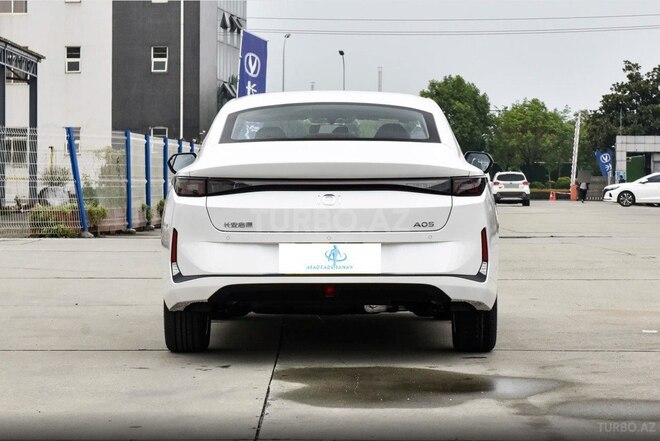 Changan Qiyuan A05 2025, 0 km - 1.5 l - Bakı