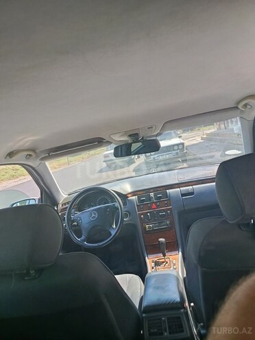 Mercedes E 320 2001, 380,000 km - 3.2 l - Şirvan