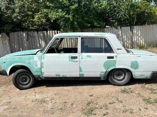 LADA (VAZ) 2107 1996, 90,000 km - 1.5 л - Salyan