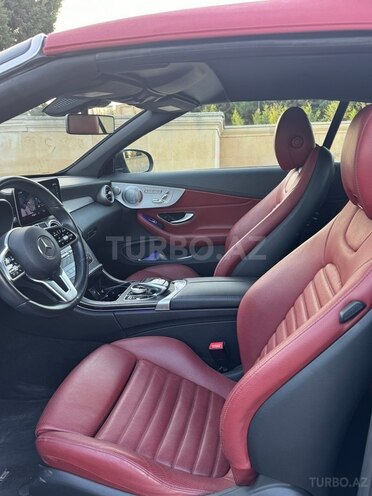 Mercedes C 300 4MATIC 2019, 70,000 km - 2.0 l - Bakı