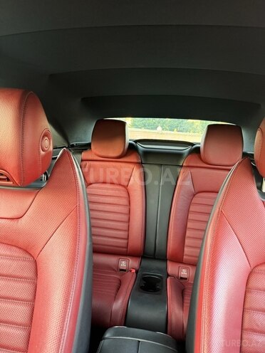 Mercedes C 300 4MATIC 2019, 70,000 km - 2.0 l - Bakı
