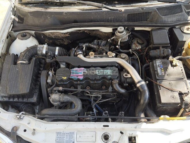 Opel Astra 1999, 280,000 km - 1.7 l - Bakı