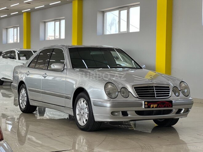 Mercedes E 240 2000, 268,000 km - 2.4 l - Bakı