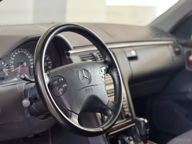 Mercedes E 240 2000, 268,000 km - 2.4 l - Bakı