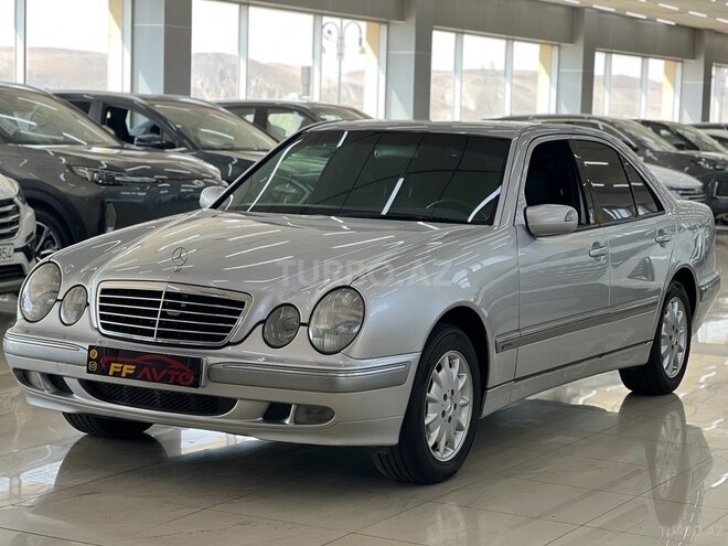 Mercedes E 240 2000, 268,000 km - 2.4 l - Bakı
