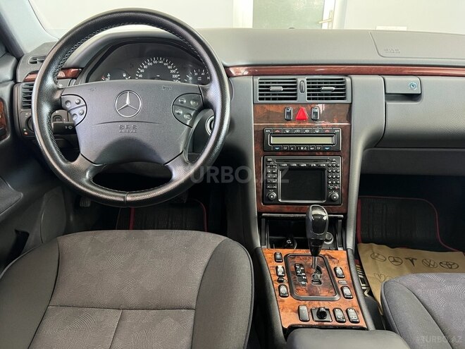 Mercedes E 240 2000, 268,000 km - 2.4 l - Bakı