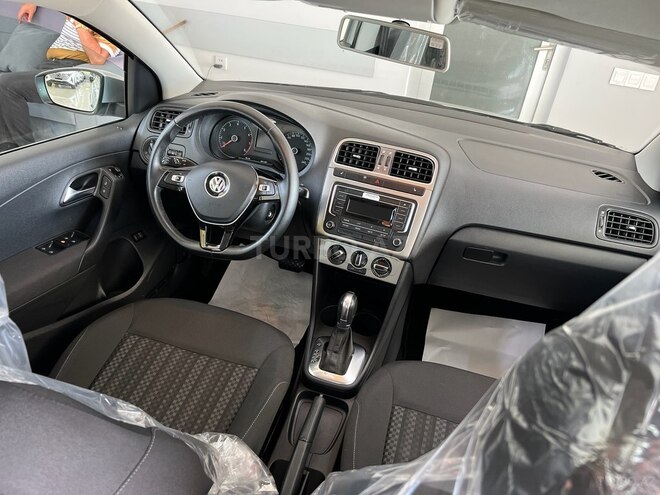 Volkswagen Polo 2019, 39,000 km - 1.6 l - Bakı