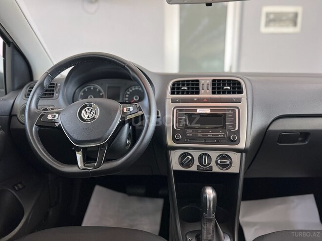 Volkswagen Polo 2019, 39,000 km - 1.6 l - Bakı