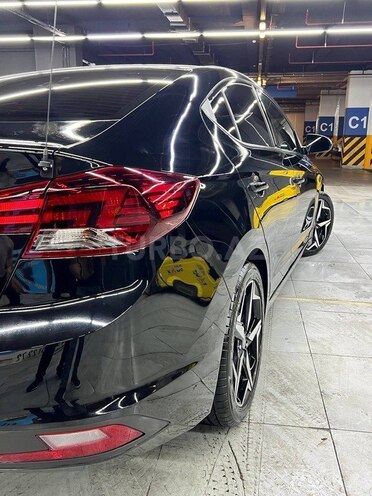 Hyundai Elantra 2020, 100,000 km - 2.0 l - Bakı