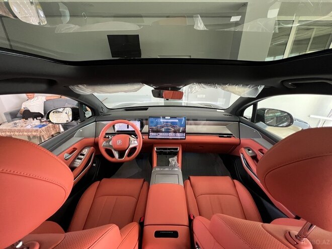BYD Tang L-16
