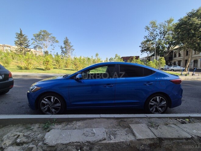 Hyundai Elantra 2017, 130,000 km - 2.0 l - Bakı
