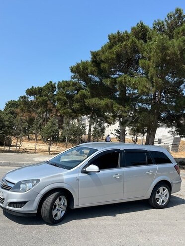 Opel Astra 2010, 263,000 km - 1.7 l - Bakı