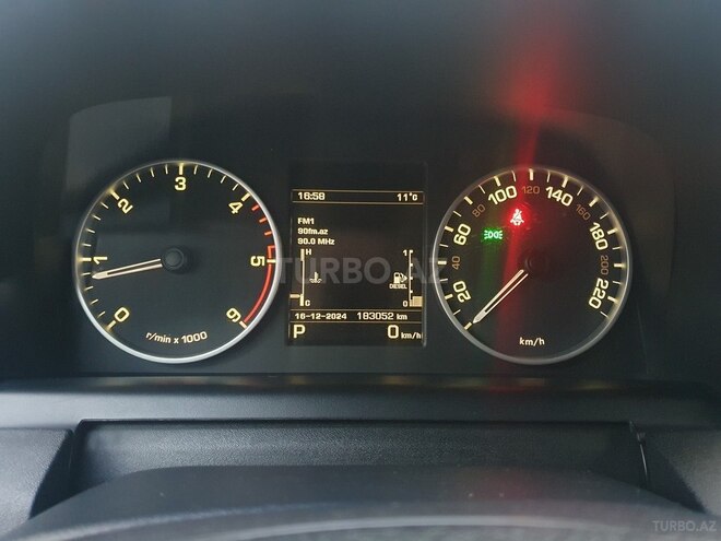 Land Rover Discovery 2014, 193,000 km - 3.0 l - Bakı